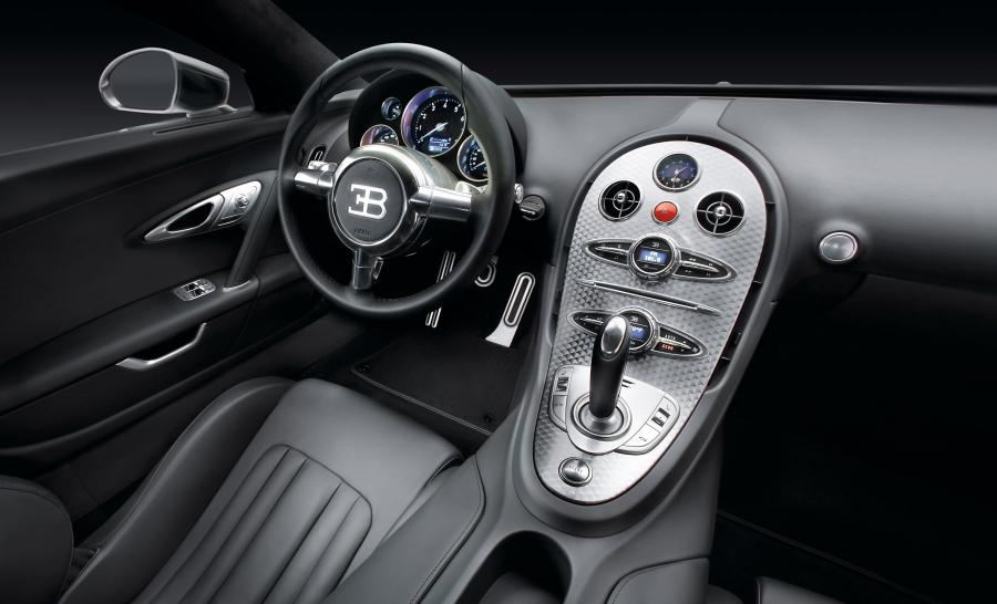  Bugatti Veyron 16.4 Pur Sang 2007 года  (фото 2 из 18)